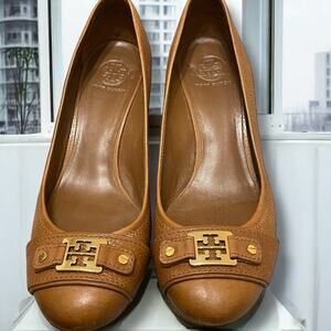 Tory Burch Tan Heels with Gold Accents